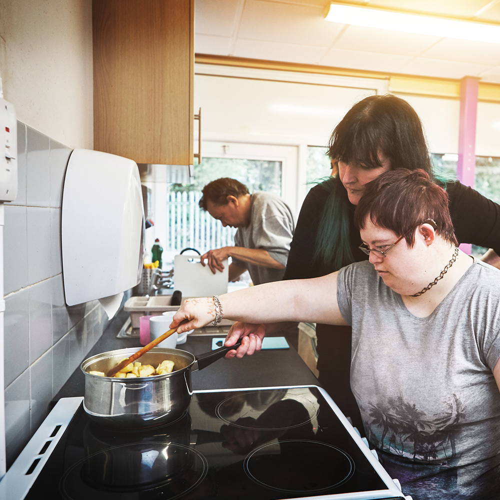 Living-Support-Services h